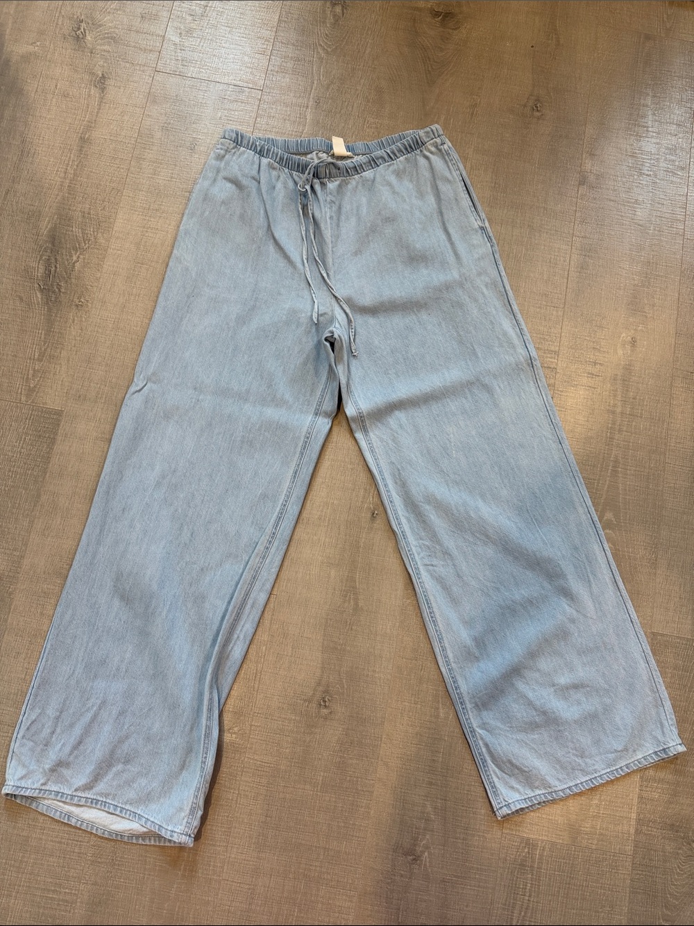 H&M Pull On Light Blue Relaxed Denim with Tie Waist